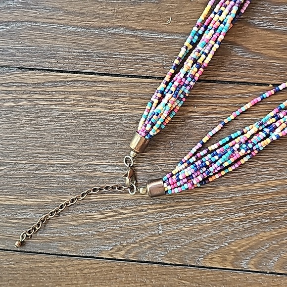 Beaded necklace - Picture 3 of 3